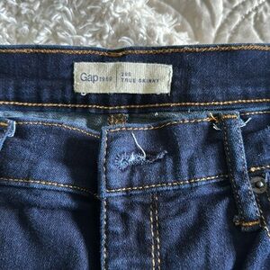 GAP - True skinny jeans. Dark blue excellent condition